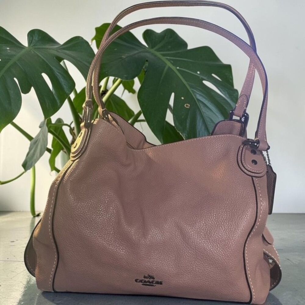 Coach - Edie 31 shoulder handbag EUC